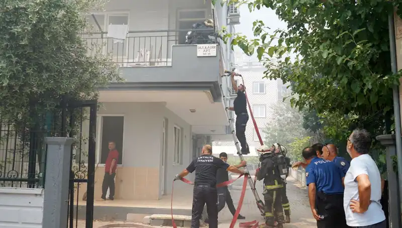 Arkadaş Tartışması Alev Alev Yükseldi: Daireler Kül Oldu!