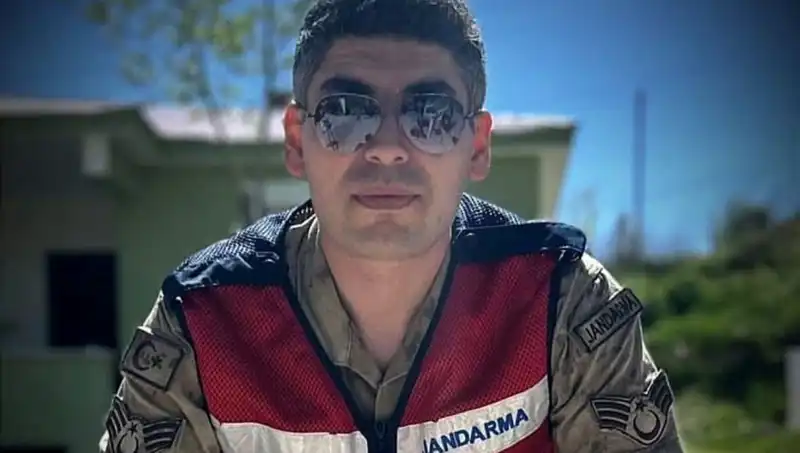 Kadir Astsubayın Acı Kaybı: Halı Saha Maçında Hayatını Kaybetti