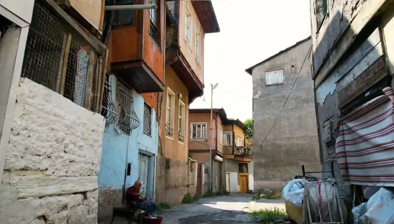 Ankara'nın Yahudi Mahallesi: Tarihin İzlerini Taşıyan Hoşgörü Durağı