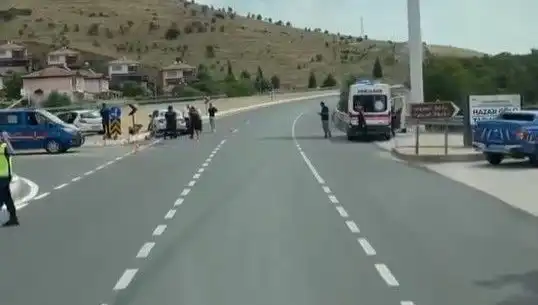 Elazığ'da İki Otomobil Çarpıştı: Yaralıların Durumu Ciddiye Alındı
