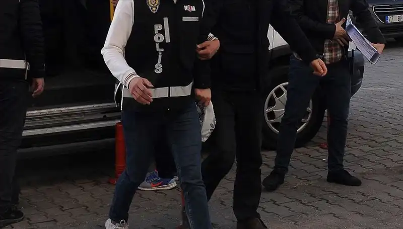 Samsun'da Uyuşturucu Operasyonu: 2 Kişi Yakalandı, Olayın Perde Arkası