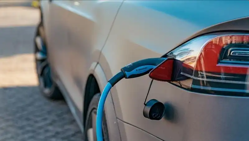 2023 Yılında 6 Ayda 9.1 Milyon Elektrikli Araç Satışı Rekoru Kırıldı