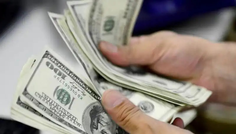 Dolar Kuru 29 Nisan 2025: Güncel Fiyatlar ve Piyasa Beklentileri