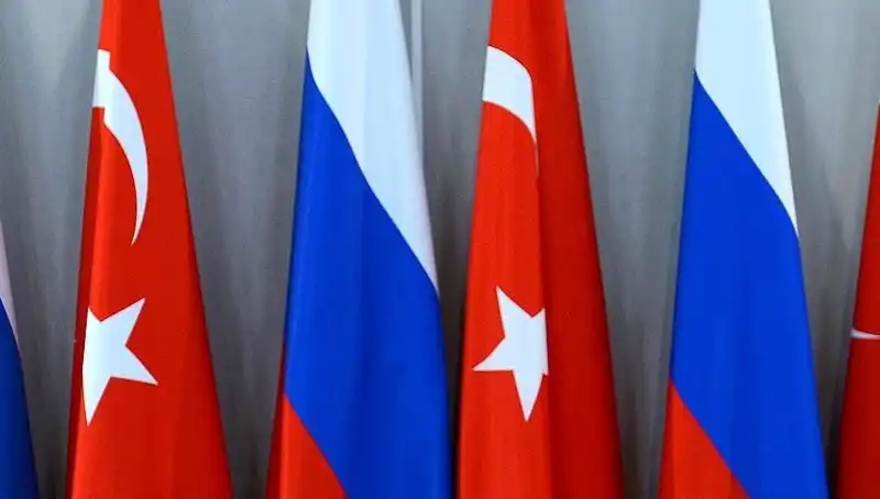 Diplomatik İlişkilerin 105. Yılı: Rusya ve Türkiye'nin Denge Politikası
