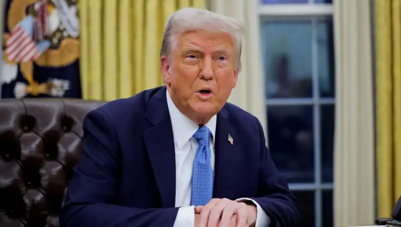 Trump'tan Çarpıcı Açıklama: İran'dan Petrol Alan Ülkelere Yaptırım Müjdesi
