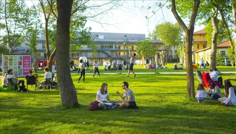 Can Holding'e Yönelik Operasyon: Bilgi Üniversitesi ve Doğa Koleji'nde Neler Oluyor?