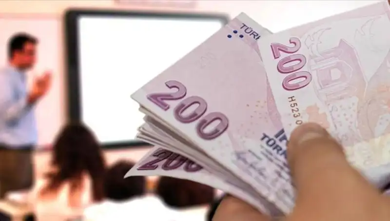 2025'te Öğretmen Maaşları Ne Kadar Olacak? Uzmanların Tahminleri
