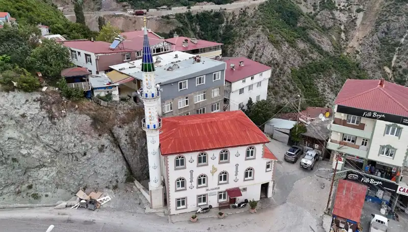 Çelik Minare Siparişlerine Sınırlı Kalite: 500 Bin Liralık Yatırımın Ardındaki Sebepler