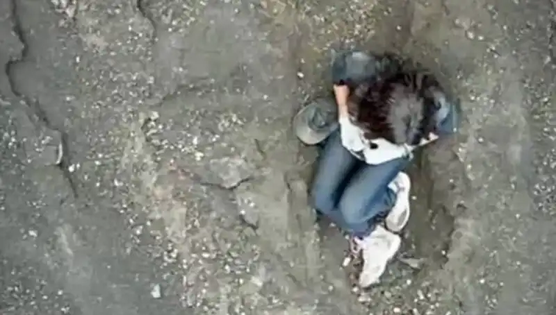 Yanardağa Düştükten Dört Gün Sonra Bulunan Turist, Doğa Deneyiminin Korkunç Sonu