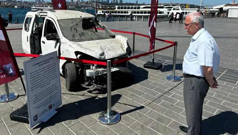 15 Temmuz Darbe Girişiminde Tankların Ezdiği Otomobiller Sergileniyor