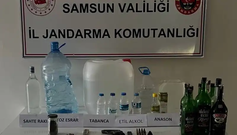 Samsun'da Sahte İçki Operasyonunda Litrelerce İhtiyaç Duyulan Kanıt Ele Geçirildi