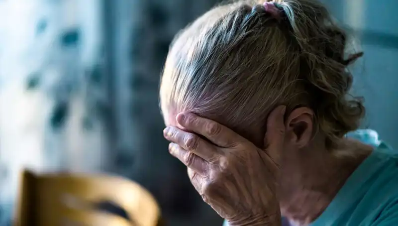Alzheimer Riskini Artıran Günlük Alışkanlıklar Neler? Uzmanından Açıklamalar
