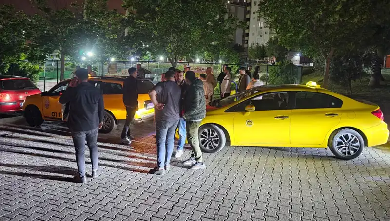 Adana'da Korsan Taksi İddiası: Taksici Öfkeden Çılgına Döndü