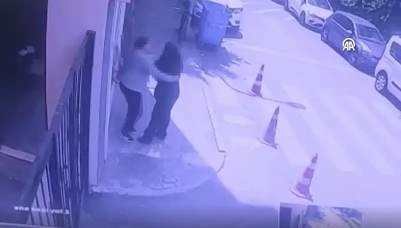 İstanbul'da Lise Tuvaletinde Yaşanan Dehşet Olayı!