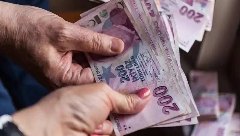 Temmuz’da Emekli ve Memur Maaşlarına Yapılacak Zamda Son Durum Nedir?