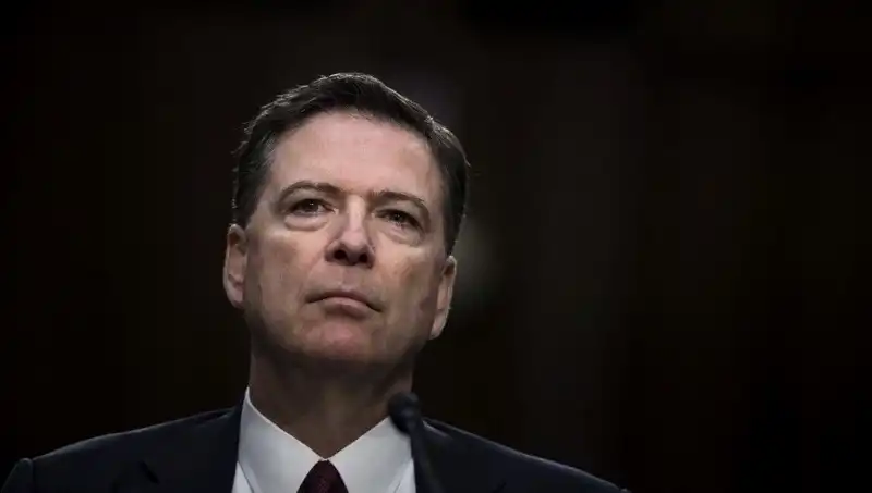 FBI'ın Eski Şefinden Trump'a Şok Edici 4 Rakamlı Tehdit Açıklaması!