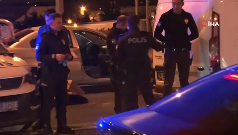 Ankara Hastane Önünde Şok Eden Olay: Taksici ile Hasta Yakını Arasında Kavga!