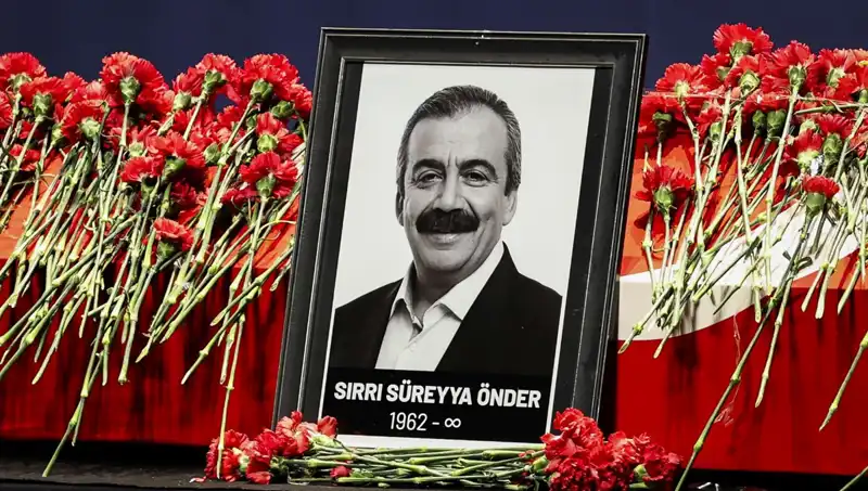 Sırrı Süreyya Önder Meclis’te Anıldı: Hatıralar ve Yeniden Değerlendirme Zamanı