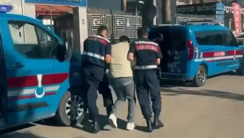 10 İlde Eş Zamanlı Suç Operasyonu: 74 Gözaltı