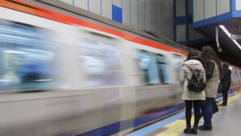 1 Mayıs'ta İstanbul Ulaşımında Yeni Dönem: Metro ve Metrobüs Açıldı mı?