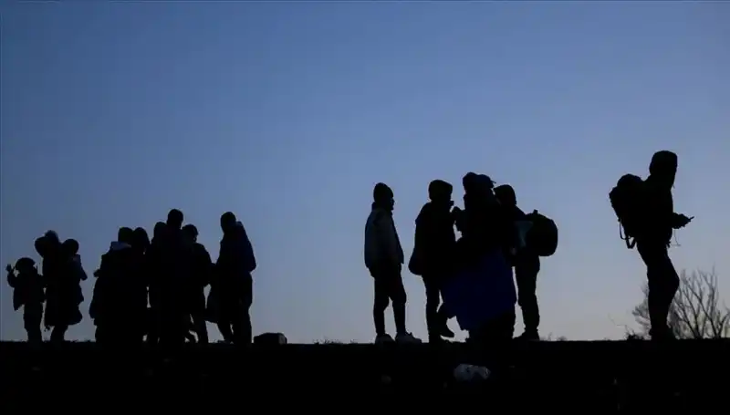 Edirne’deki Düzensiz Göçmen Operasyonu: 21 Kişi Yakalandı