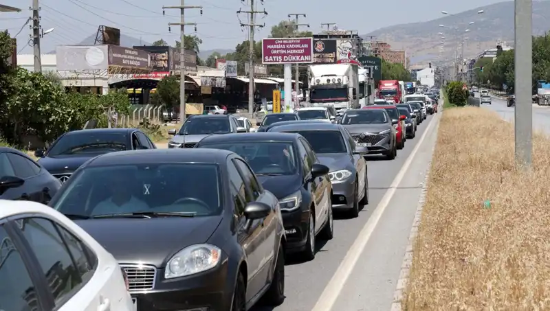 Aydın-Muğla Arasında 60 Kilometrelik Araç Kuyruğu Oluştu, Nedenleri Ne?