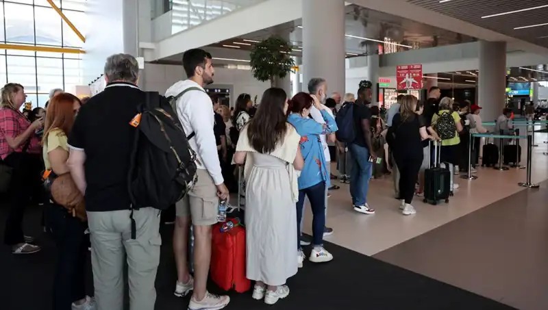 İstanbul Havalimanı’nda Bayram Yoğunluğu: 1.642 Uçuşla Rekor Kırılacak