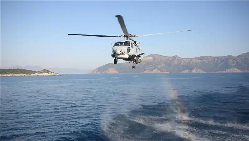 Askeri Helikopter Denize Acil İniş Yaptı: Olayın Sebepleri ve Gelişmeler