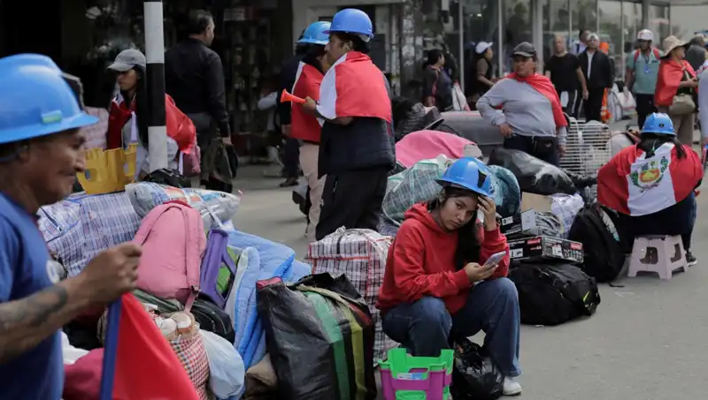 Peru'da Madencilerin Sokaklarda Yükselen Mücadelesi: Neden Bu Kadar Önemli?