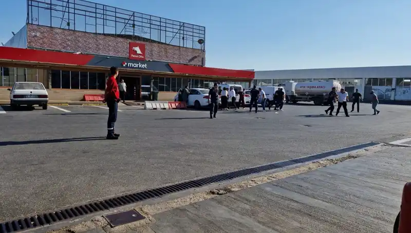 İki Aile Arasında Patlayan Kavga: Akaryakıt İstasyonunda Şiddet Olayı!