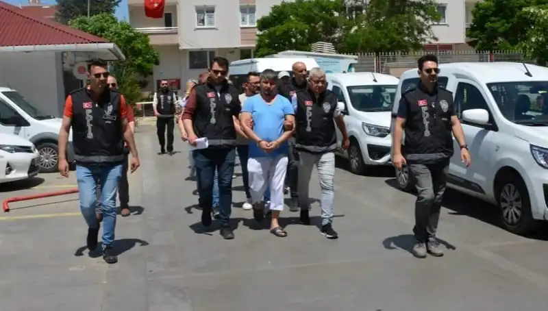 Lüleburgaz'da Fuhuş Operasyonunda 15 Gözaltı!