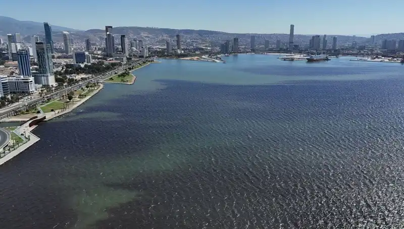 İzmir Körfezi'nde Kötü Koku Sorunu: Nedenleri ve Çözüm Arayışları