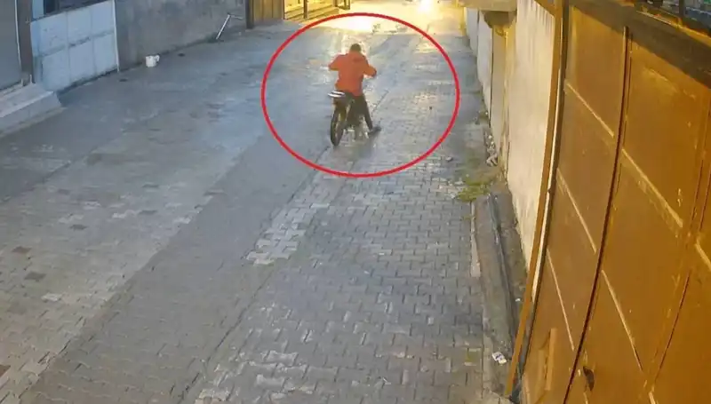 Çaldığı Motosiklet Arızalansa da Hırsızlıkta Durmadı