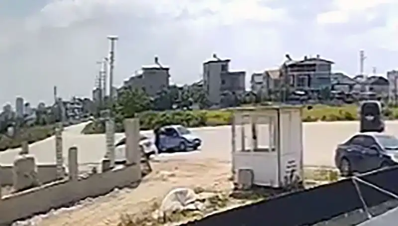 Park Halindeki Otomobillerden 450 Bin Lira Hırsızlığı: Olayın Detayları Ortaya Çıktı
