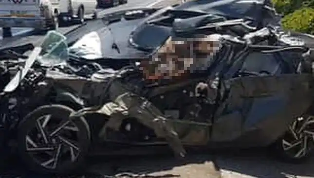 Şanlıurfa'da Feci Kaza: Otomobil Tankere Çarptı, 1 Kayıp Yaşam